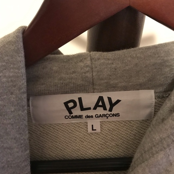 Comme Des Garçons Play Grey Heart Patch Hoodie - Picture 2 of 5